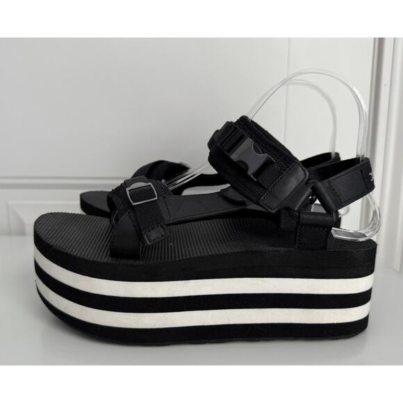 Teva Flatform Sandals - Women's Size 8 - Picture 2 of 7